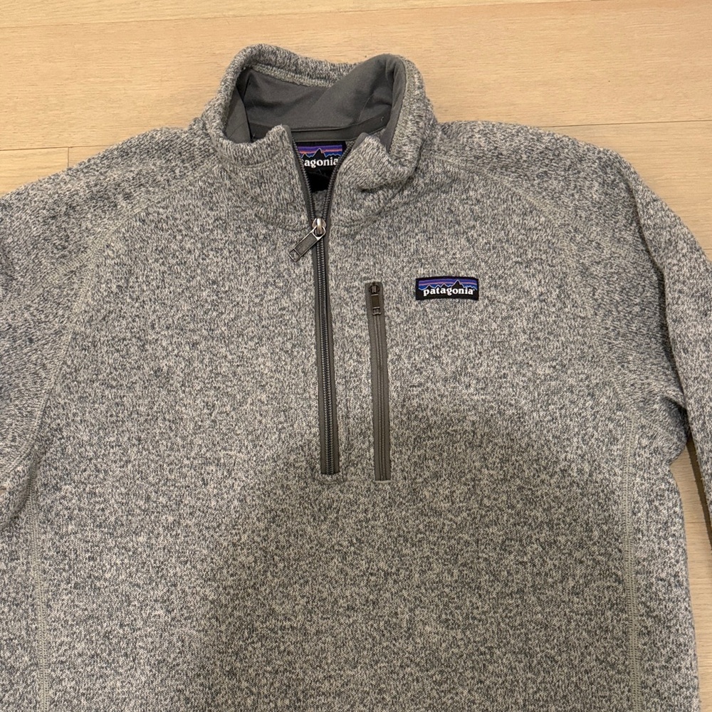 Patagonia Heathered Gray Fleece Pullover - Picture 2 of 4